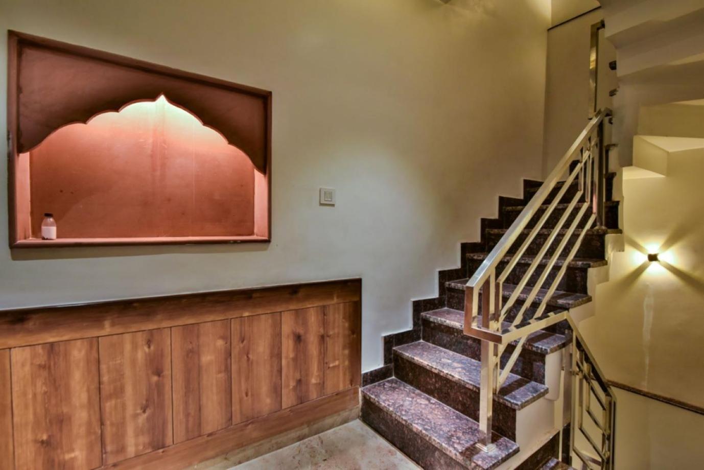 Hotel Rv Golden Amritsar Exterior photo