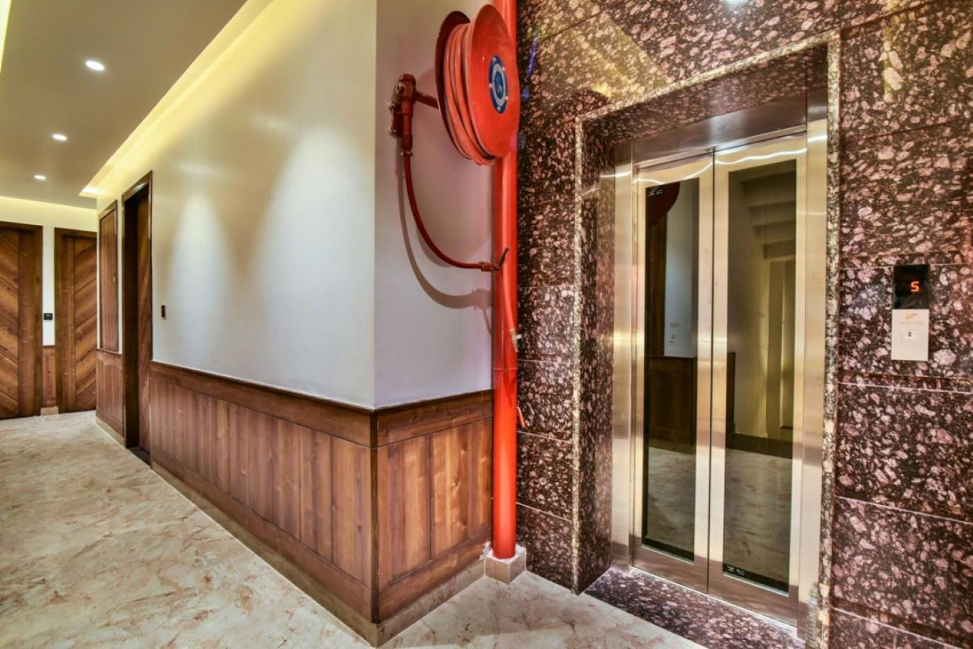 Hotel Rv Golden Amritsar Exterior photo
